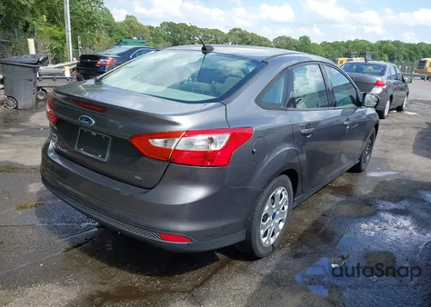 2012 Ford Focus Se z USA, uszkodzony, nr VIN 1FAHP3F22CL125941